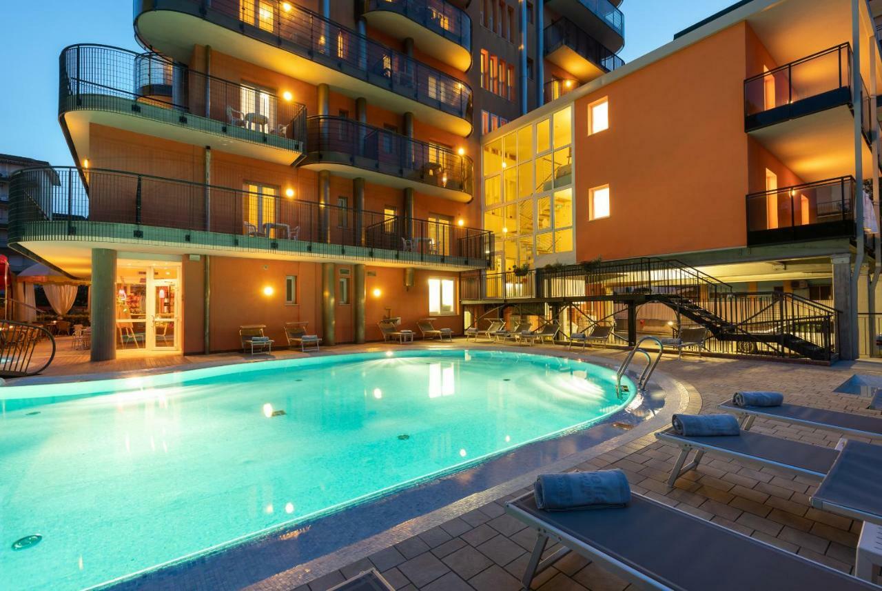 Hotel Sheila 4*