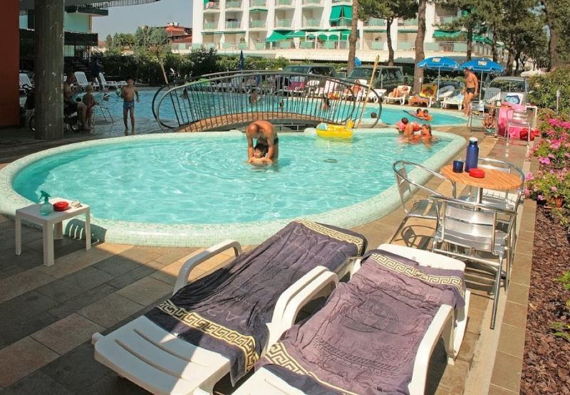 Hotel Sheila 4*