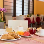 Hotel Sheila 4*